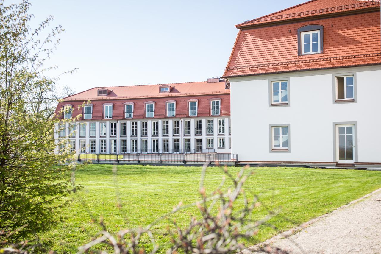 Hotel Schloss Leitheim Exterior foto